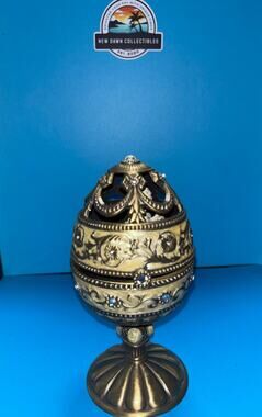Jane Seymour St Catherines Court Angel Music Egg